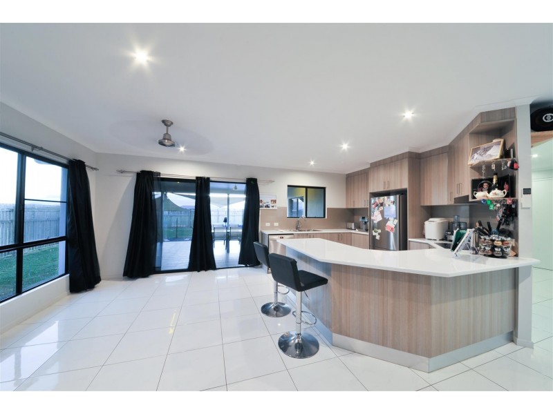 10 Figtree Street, Proserpine QLD 4800