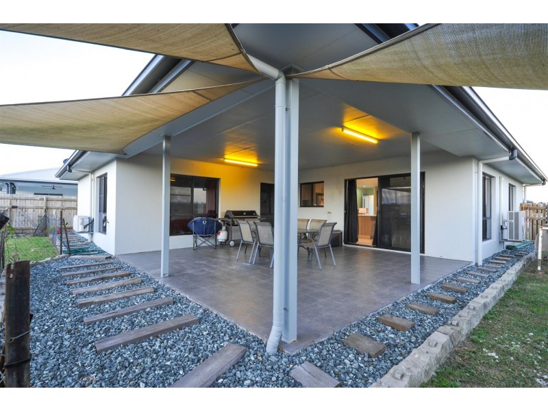 10 Figtree Street, Proserpine QLD 4800