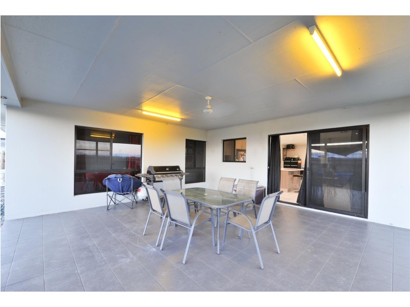10 Figtree Street, Proserpine QLD 4800