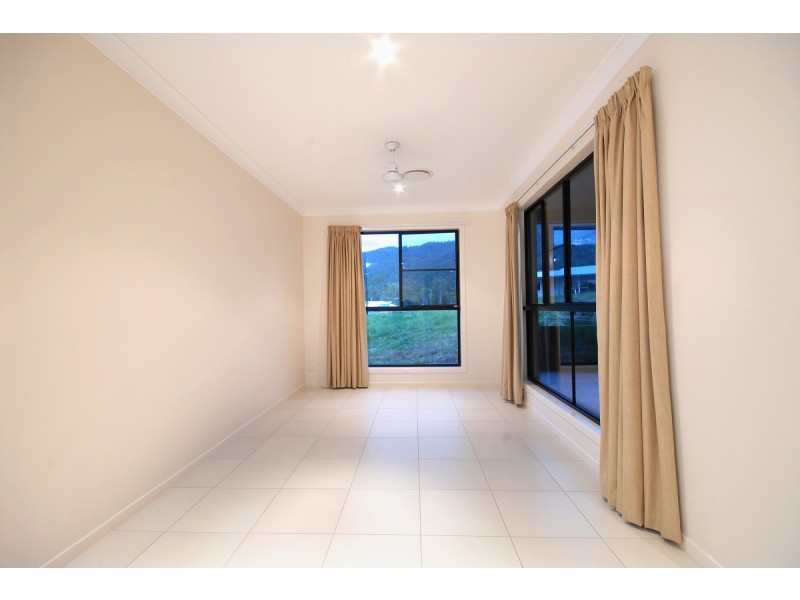 8 Armada Crescent, Jubilee Pocket QLD 4802