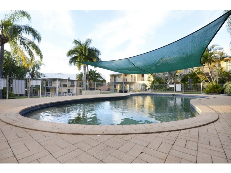 3/11 Island Drive, Cannonvale QLD 4802