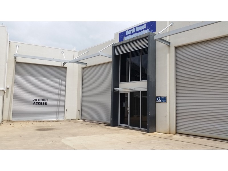 4/8 Myer Lasky Drive, Cannonvale QLD 4802