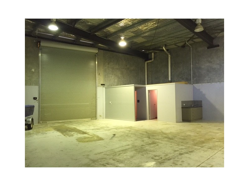 4/8 Myer Lasky Drive, Cannonvale QLD 4802