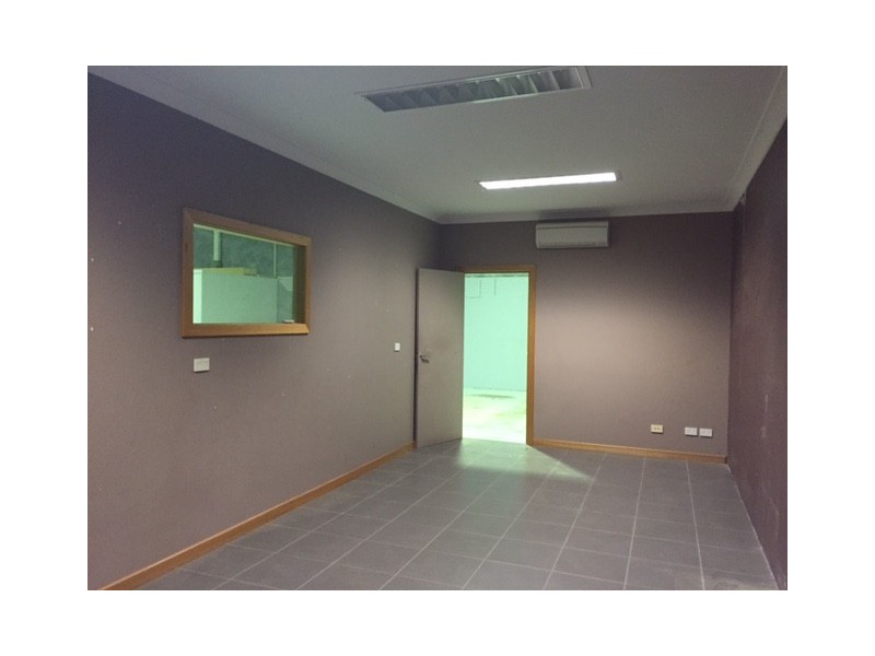 4/8 Myer Lasky Drive, Cannonvale QLD 4802