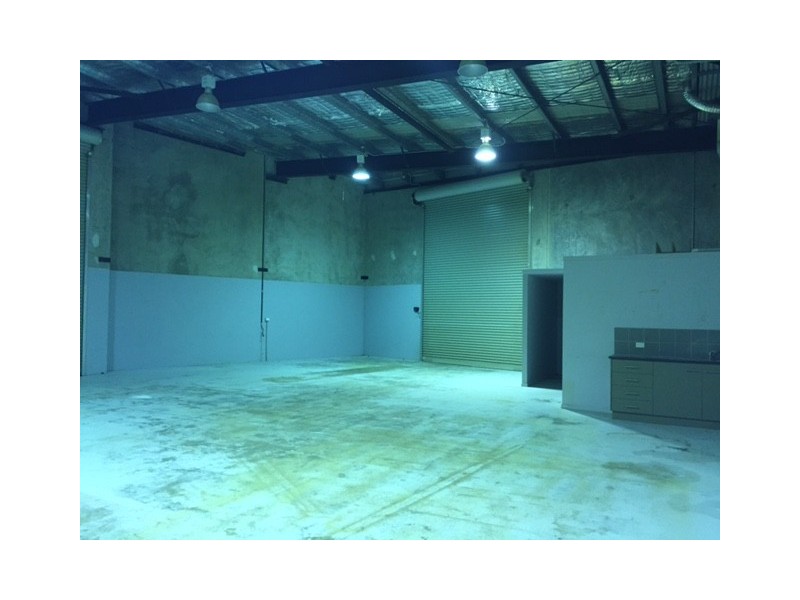 4/8 Myer Lasky Drive, Cannonvale QLD 4802