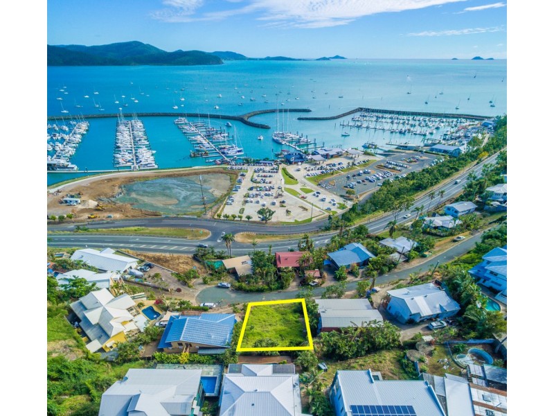 8 Airlie Crescent, Airlie Beach QLD 4802