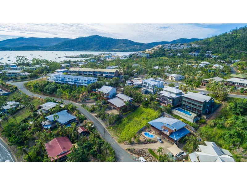 8 Airlie Crescent, Airlie Beach QLD 4802