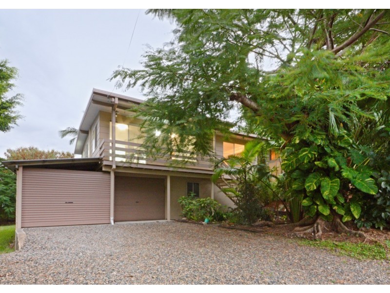 24 Stewart Drive, Cannonvale QLD 4802