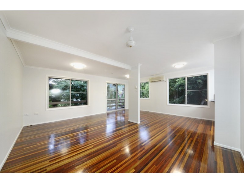 24 Stewart Drive, Cannonvale QLD 4802