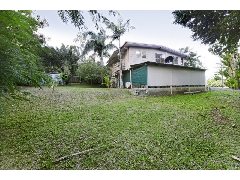 24 Stewart Drive, Cannonvale QLD 4802