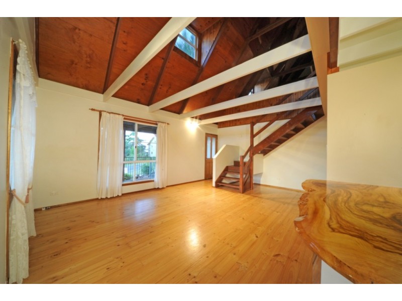 7 Alice Court, Cannonvale QLD 4802