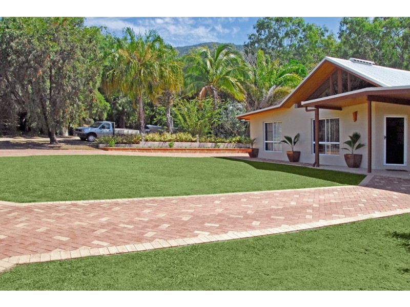 9 Muruk Crescent, Jubilee Pocket QLD 4802