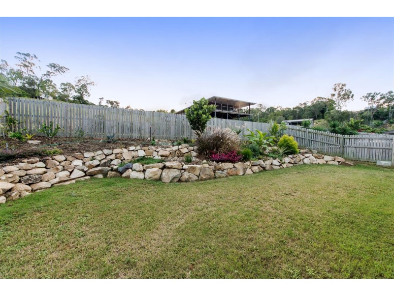 34 Parker Road, Cannonvale QLD 4802