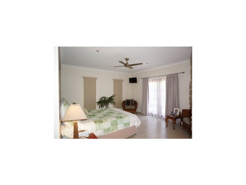 45 Ridge View Road, Cannonvale QLD 4802