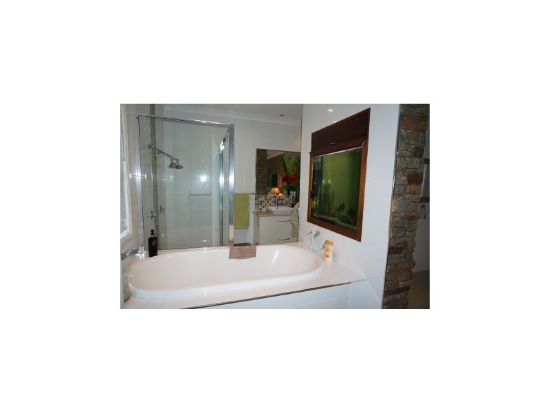 45 Ridge View Road, Cannonvale QLD 4802