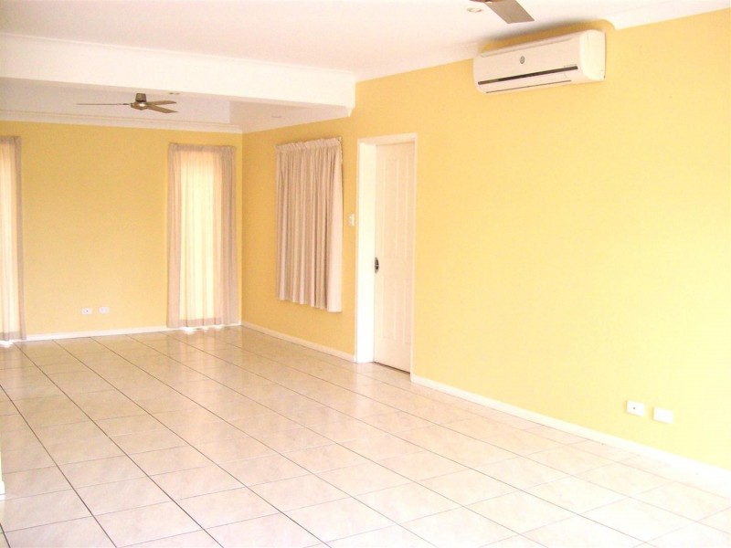 1and2/152 Shute Harbour Road, Cannonvale QLD 4802