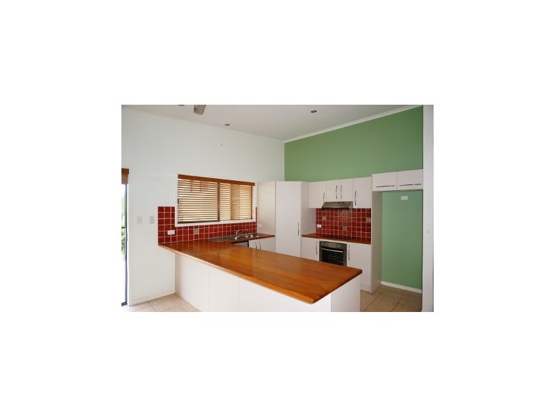 74 Country Road, Cannonvale QLD 4802