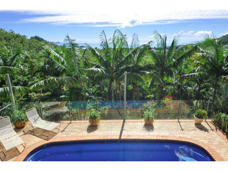 40 Parkwood Terrace, Cannonvale QLD 4802