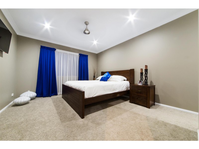 19 Tucker Road, Riordanvale QLD 4800