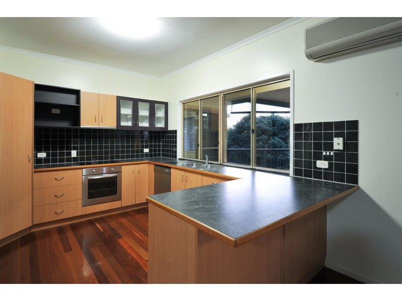 1016 Shute Harbour Road, Mount Marlow QLD 4800