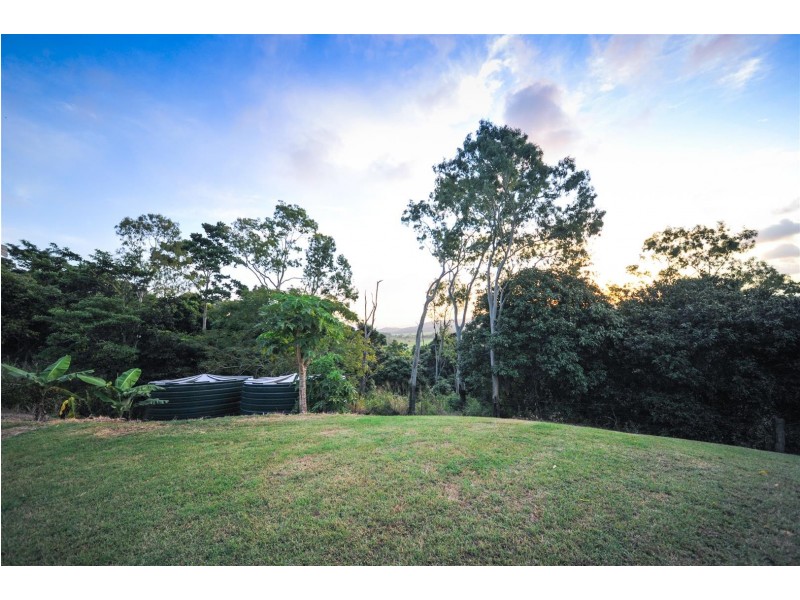 1016 Shute Harbour Road, Mount Marlow QLD 4800