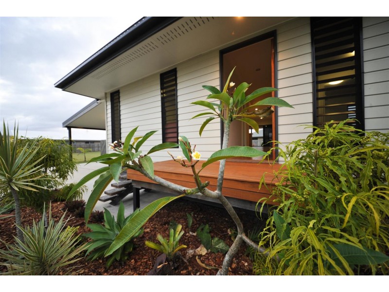 8 Calista Court, Proserpine QLD 4800