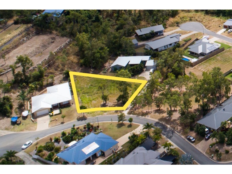 10 Rainbow Place, Jubilee Pocket QLD 4802