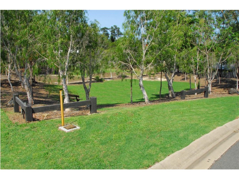 10 Rainbow Place, Jubilee Pocket QLD 4802