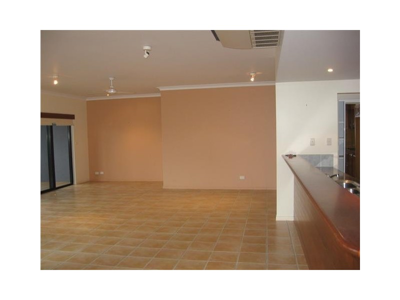 4/6 Golden Orchid Drive, Airlie Beach QLD 4802