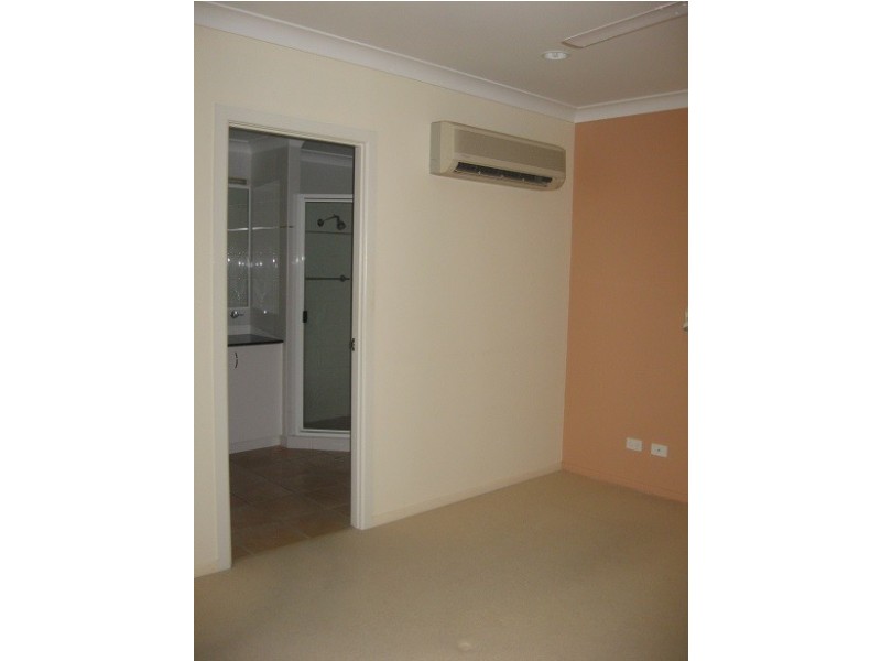 4/6 Golden Orchid Drive, Airlie Beach QLD 4802