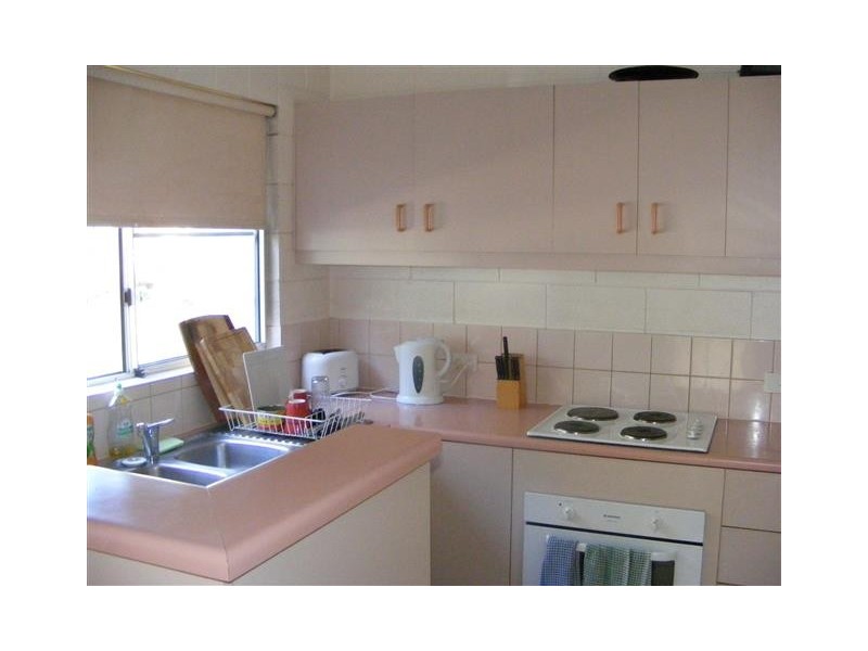 2/6 Erromango Drive, Jubilee Pocket QLD 4802