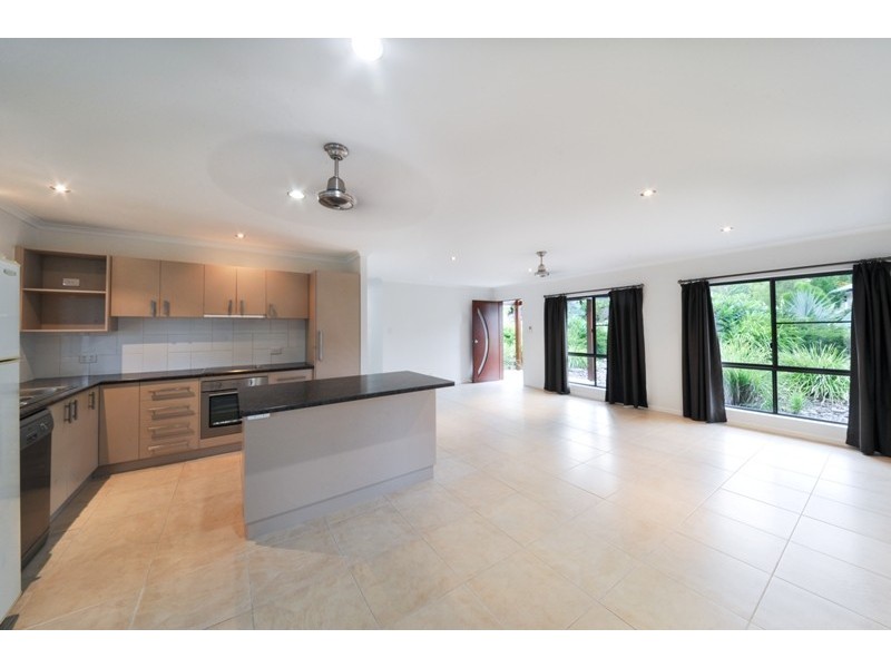 25 Sunset Drive, Jubilee Pocket QLD 4802