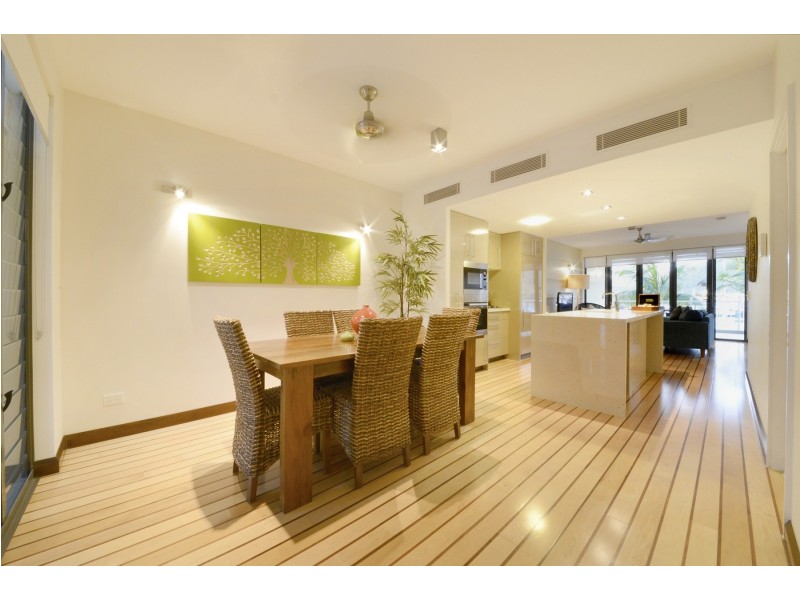 104/33 Port Drive, Airlie Beach QLD 4802