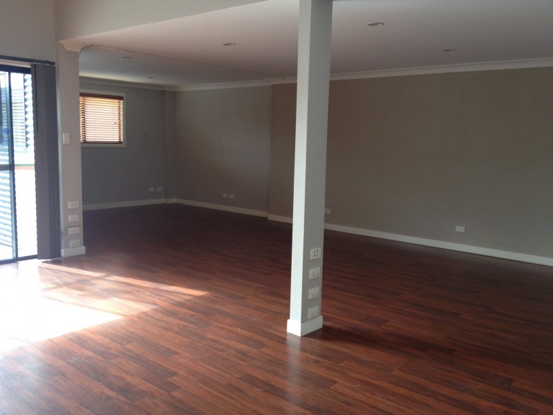 6 McIntosh Drive, Cannonvale QLD 4802