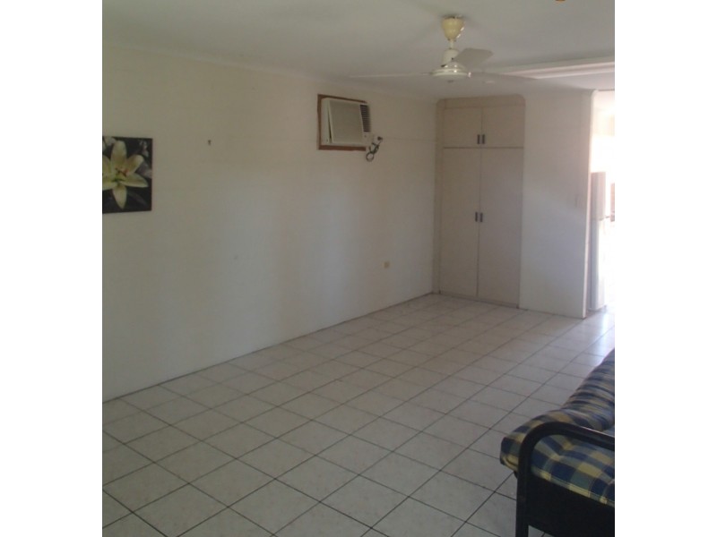 10/167 Shute Harbour Road, Cannonvale QLD 4802