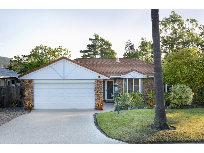 42 Valley Drive, Cannonvale QLD 4802