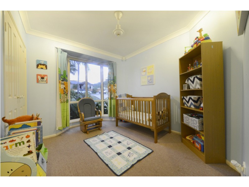 42 Valley Drive, Cannonvale QLD 4802