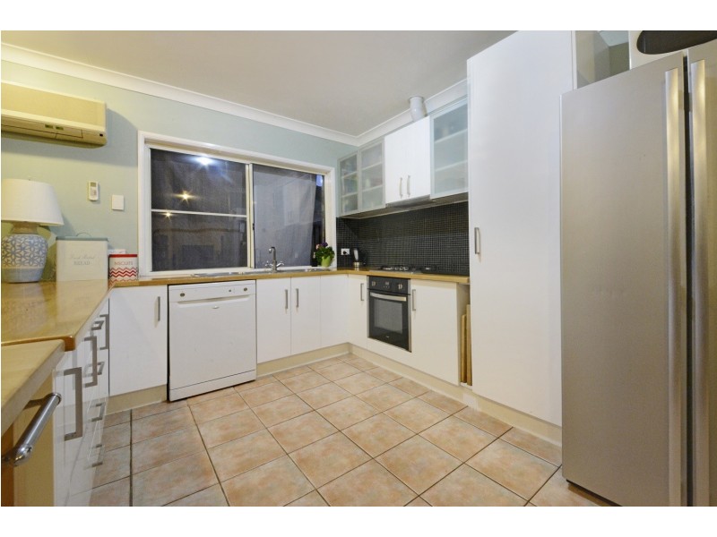 42 Valley Drive, Cannonvale QLD 4802