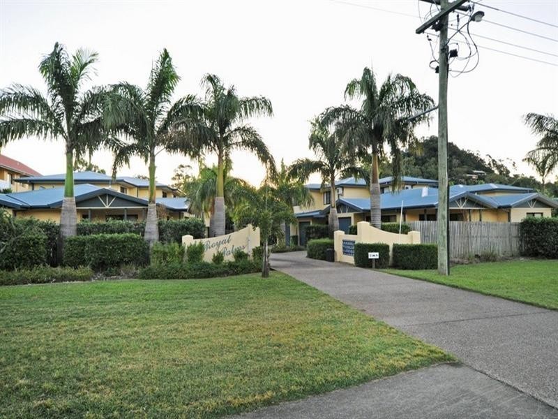 6/16 Beach Road, Cannonvale QLD 4802