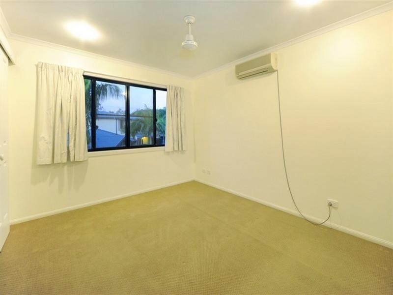 6/16 Beach Road, Cannonvale QLD 4802