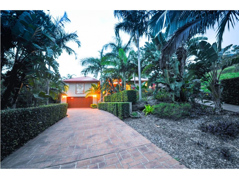 13 Wills Court, Cannonvale QLD 4802