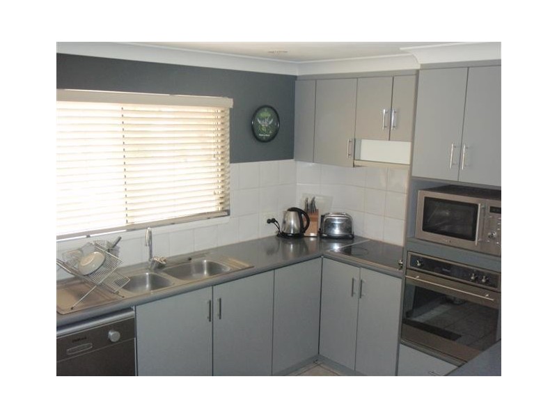 25/24 Pandanus Drive, Cannonvale QLD 4802