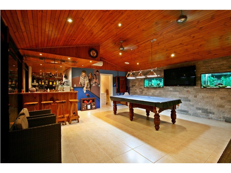 273 Shute Harbour Road, Mount Julian QLD 4800