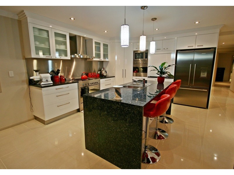 273 Shute Harbour Road, Mount Julian QLD 4800