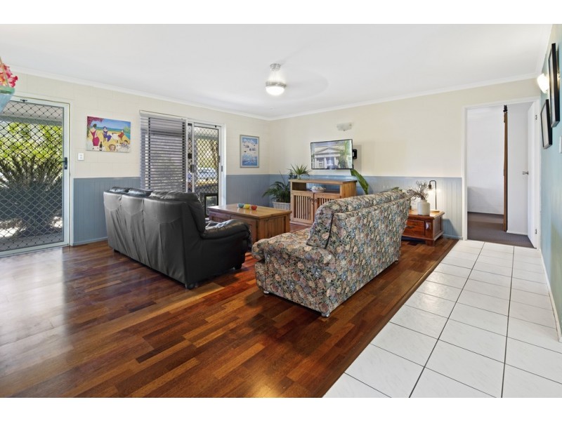 6 Grace Avenue, Cannonvale QLD 4802