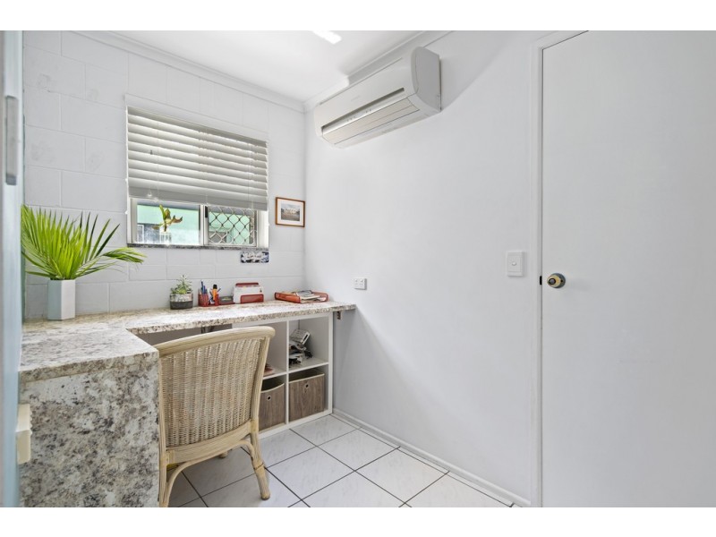 6 Grace Avenue, Cannonvale QLD 4802