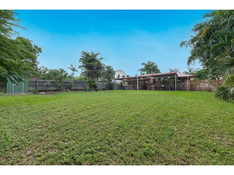 1 Teague Terrace, Cannonvale QLD 4802