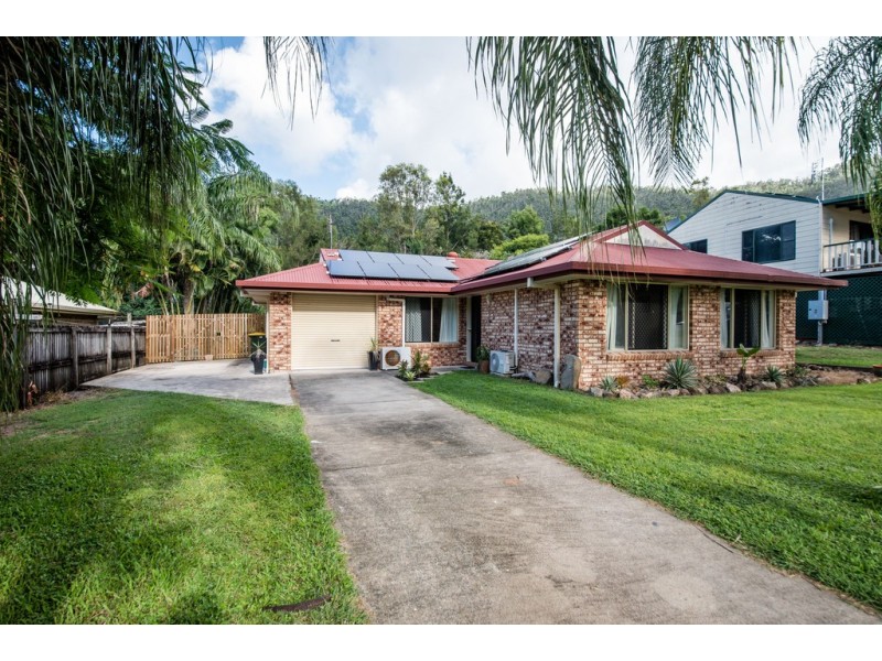 1 Teague Terrace, Cannonvale QLD 4802