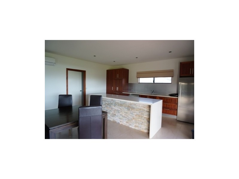 104 Windermere, Cannonvale QLD 4802