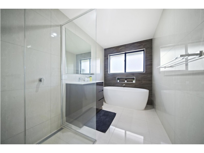 9 Spyglass Road, Cannon Valley QLD 4800